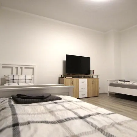 Maye Oberhausen City Deluxe - 1