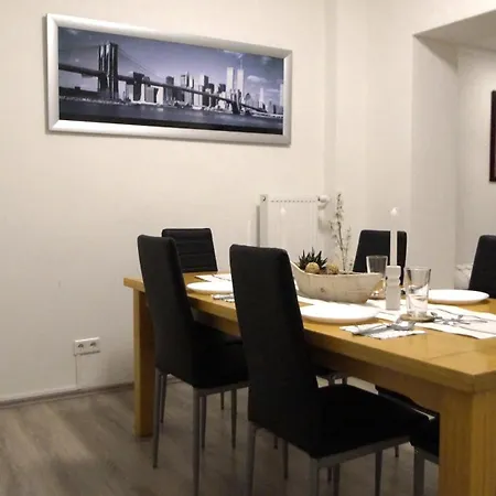 Maye Oberhausen City Deluxe - 1 *